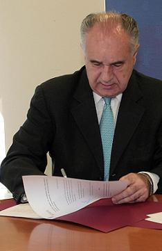 RafaelBlascofirmando RafaelBlascofirmando